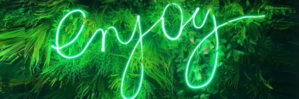 Ingrosso Produzione e Vendita Insegne pubblicitarie luminose - Sakuli sign & printing 