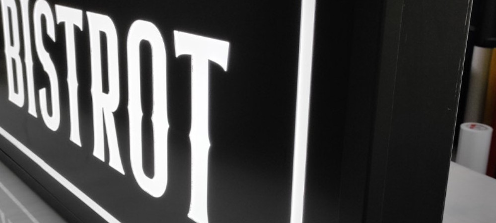 Insegne pubblicitarie luminose cassonetti luminosi - Sakuli sign & partner